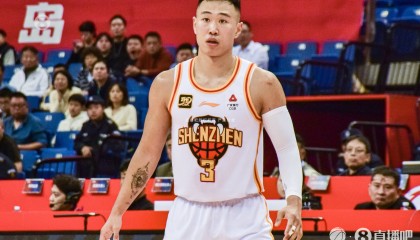 世界杯高清直播链接-双枪！贺希宁半场13中6砍14分 史密斯半场9中5砍18分&amp;第二节15分