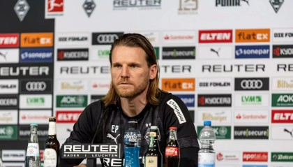 世界杯官方观看入口-门兴主帅：凯恩缺阵不影响拜仁实力，门兴绝不会保守死守